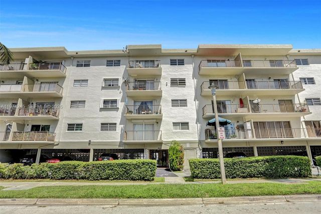 3665 NE 167 Street 501, North Miami Beach, FL 33160