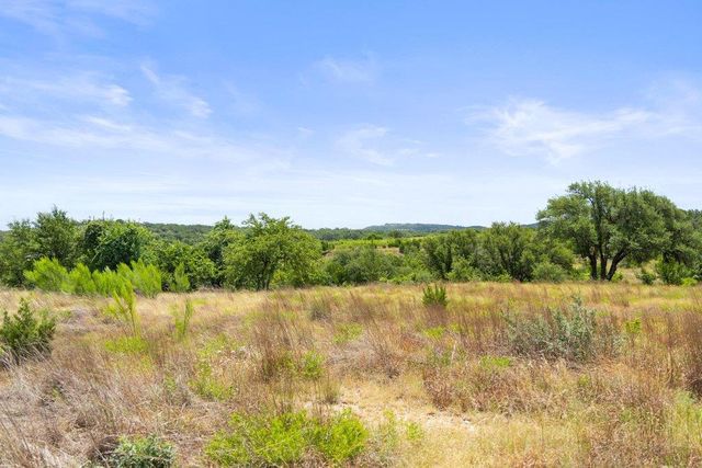 207 Verbena RD, Johnson City, TX 78636