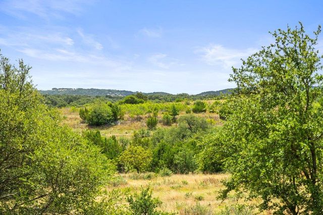 207 Verbena RD, Johnson City, TX 78636