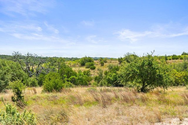 207 Verbena RD, Johnson City, TX 78636