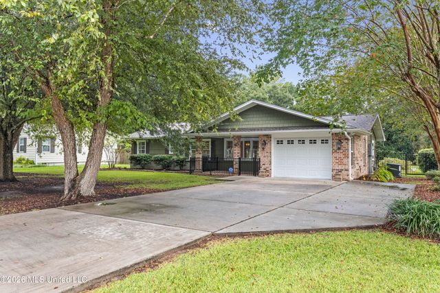 30 39th Street, Gulfport, MS 39507