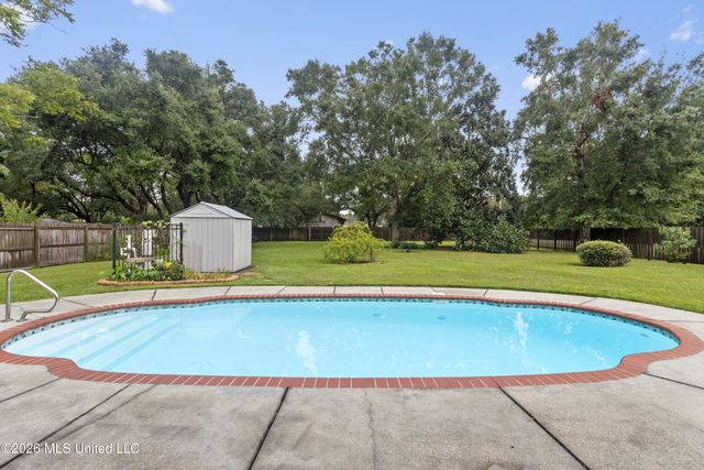 30 39th Street, Gulfport, MS 39507