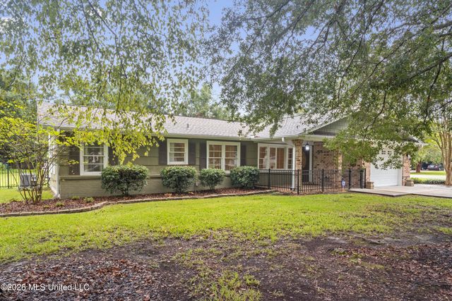 30 39th Street, Gulfport, MS 39507
