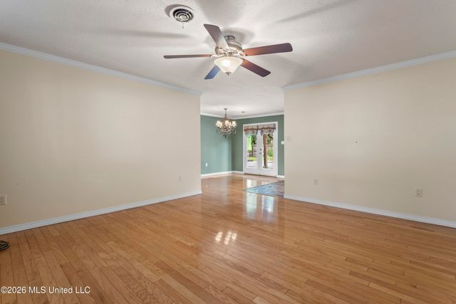 30 39th Street, Gulfport, MS 39507