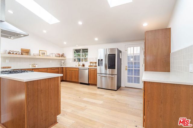 19837 Gilmore Street, Woodland Hills, CA 91367