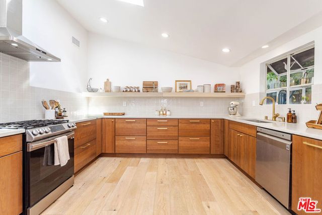 19837 Gilmore Street, Woodland Hills, CA 91367