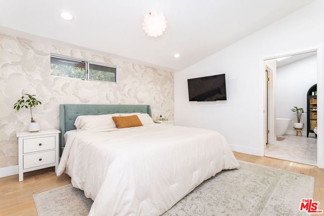 19837 Gilmore Street, Woodland Hills, CA 91367