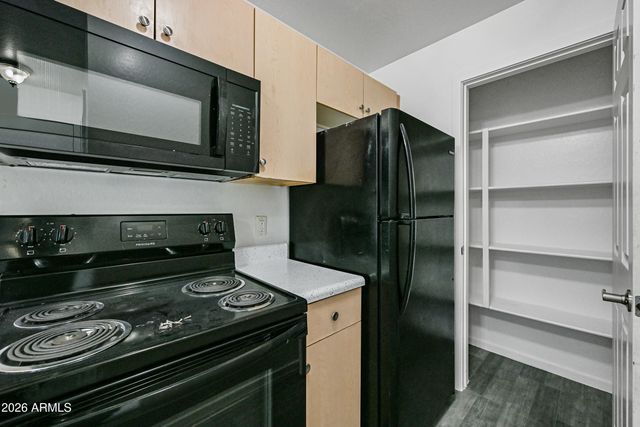 3065 N 67TH Avenue 236, Phoenix, AZ 85033