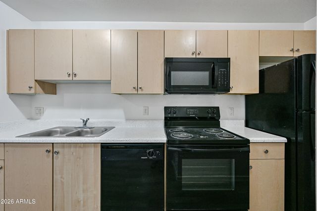 3065 N 67TH Avenue 236, Phoenix, AZ 85033