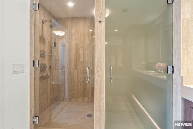 1200 Ave At Port Imperial 521, Weehawken, NJ 07086