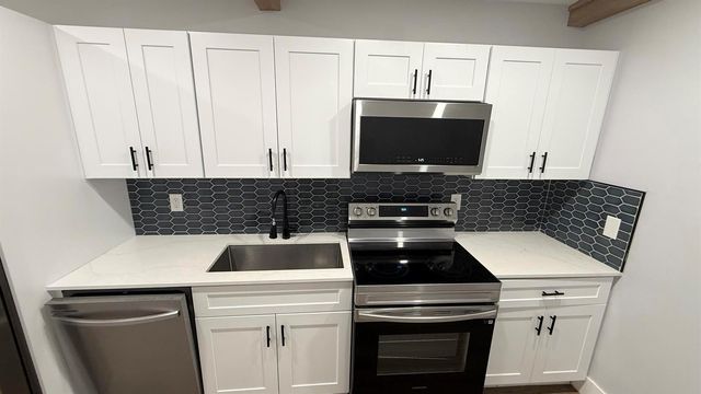 118 SW 7TH Street, Delray Beach, FL 33444