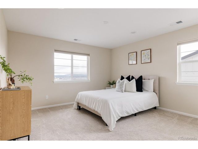 2775 Morningbird Ln, Castle Rock, CO 80109