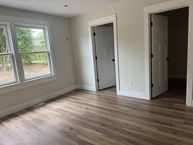 77 N Michigan Street, Muskegon, MI 49442