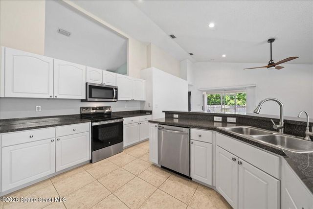 3350 Deer Lakes Drive, Melbourne, FL 32940