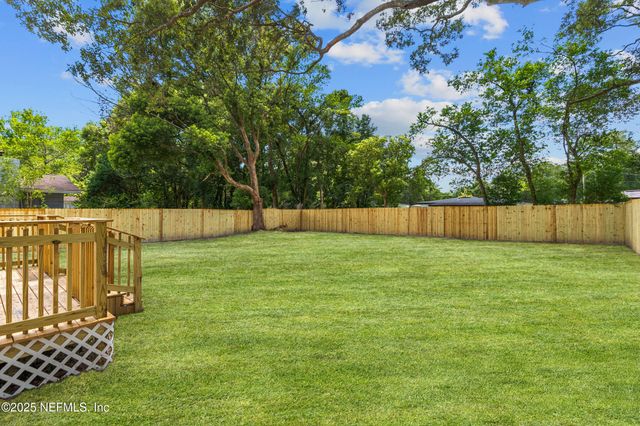 10216 ELMHURST Drive, Jacksonville, FL 32218