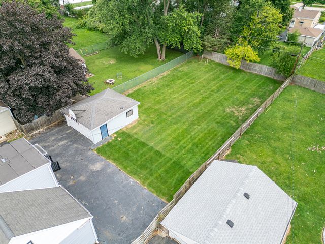 639 N Edgewood Avenue, Lombard, IL 60148