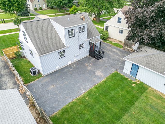 639 N Edgewood Avenue, Lombard, IL 60148