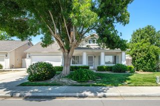 159 W Lindquist Street, Kingsburg, CA 93631