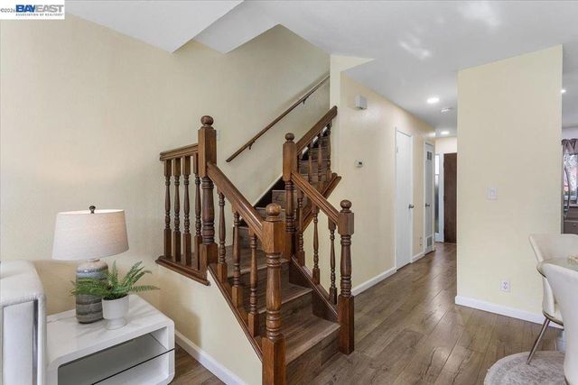 31131 Alvarado Niles Rd, Union City, CA 94587