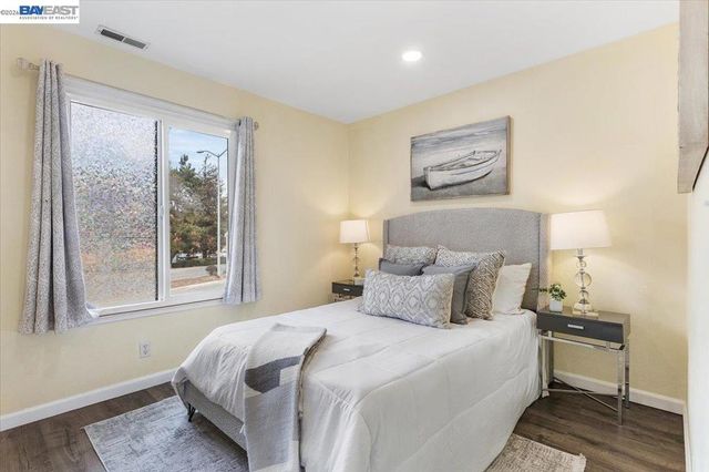 31131 Alvarado Niles Rd, Union City, CA 94587