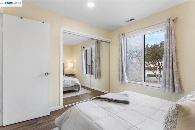 31131 Alvarado Niles Rd, Union City, CA 94587