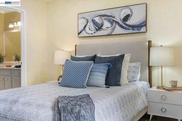 31131 Alvarado Niles Rd, Union City, CA 94587