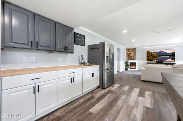 1681 N Farm Meadow Road, Farmington, UT 84025
