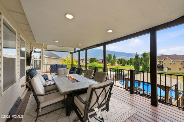 1681 N Farm Meadow Road, Farmington, UT 84025