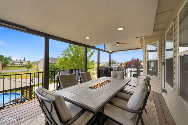 1681 N Farm Meadow Road, Farmington, UT 84025