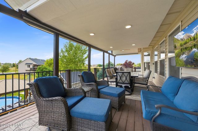 1681 N Farm Meadow Road, Farmington, UT 84025