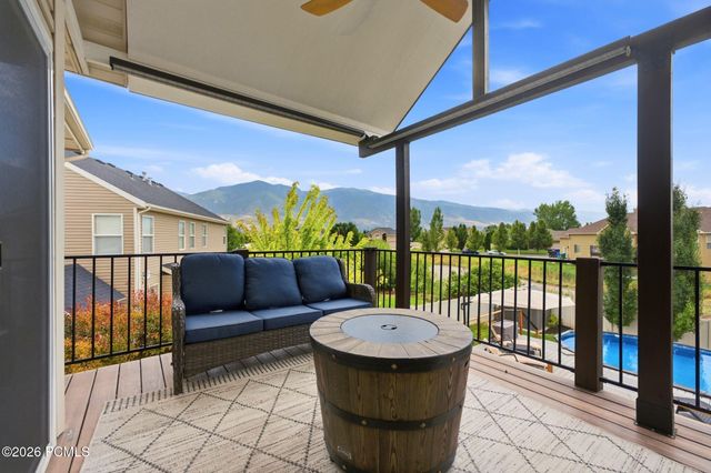 1681 N Farm Meadow Road, Farmington, UT 84025