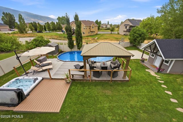 1681 N Farm Meadow Road, Farmington, UT 84025