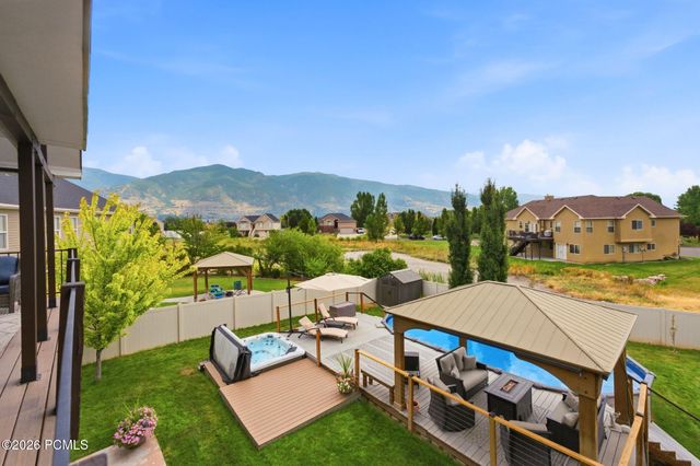 1681 N Farm Meadow Road, Farmington, UT 84025