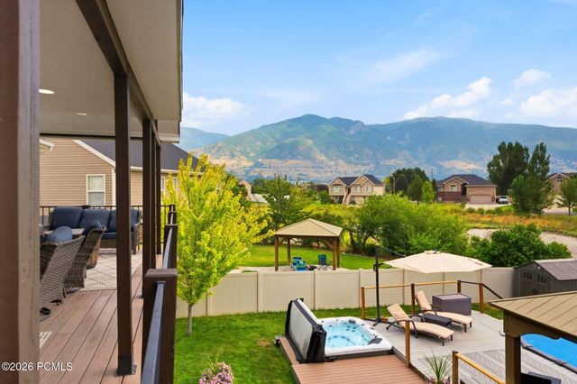 1681 N Farm Meadow Road, Farmington, UT 84025