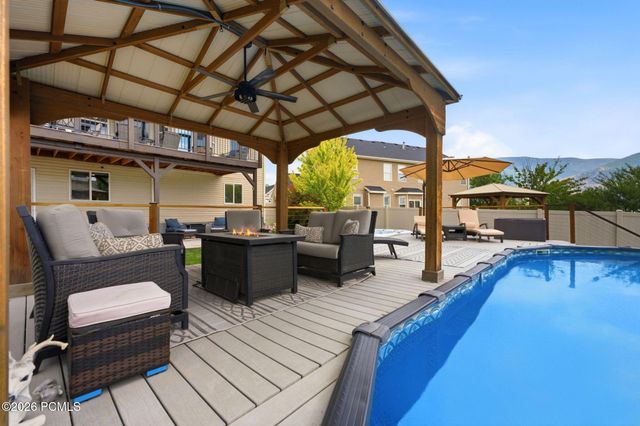 1681 N Farm Meadow Road, Farmington, UT 84025