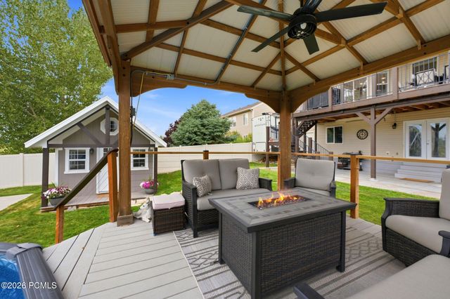 1681 N Farm Meadow Road, Farmington, UT 84025