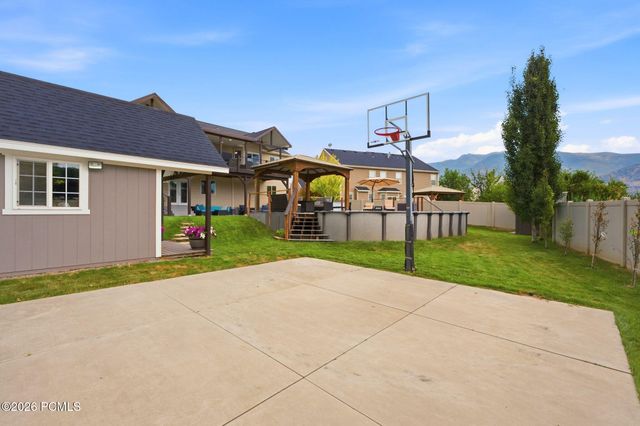 1681 N Farm Meadow Road, Farmington, UT 84025