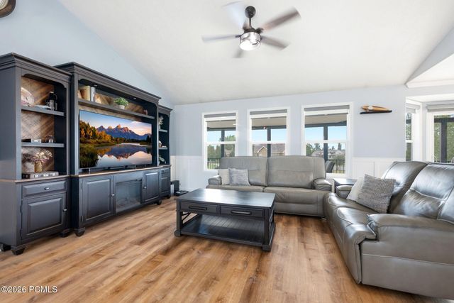 1681 N Farm Meadow Road, Farmington, UT 84025