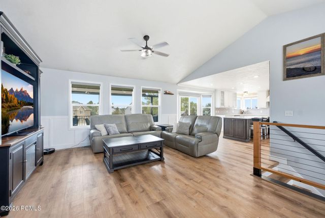1681 N Farm Meadow Road, Farmington, UT 84025