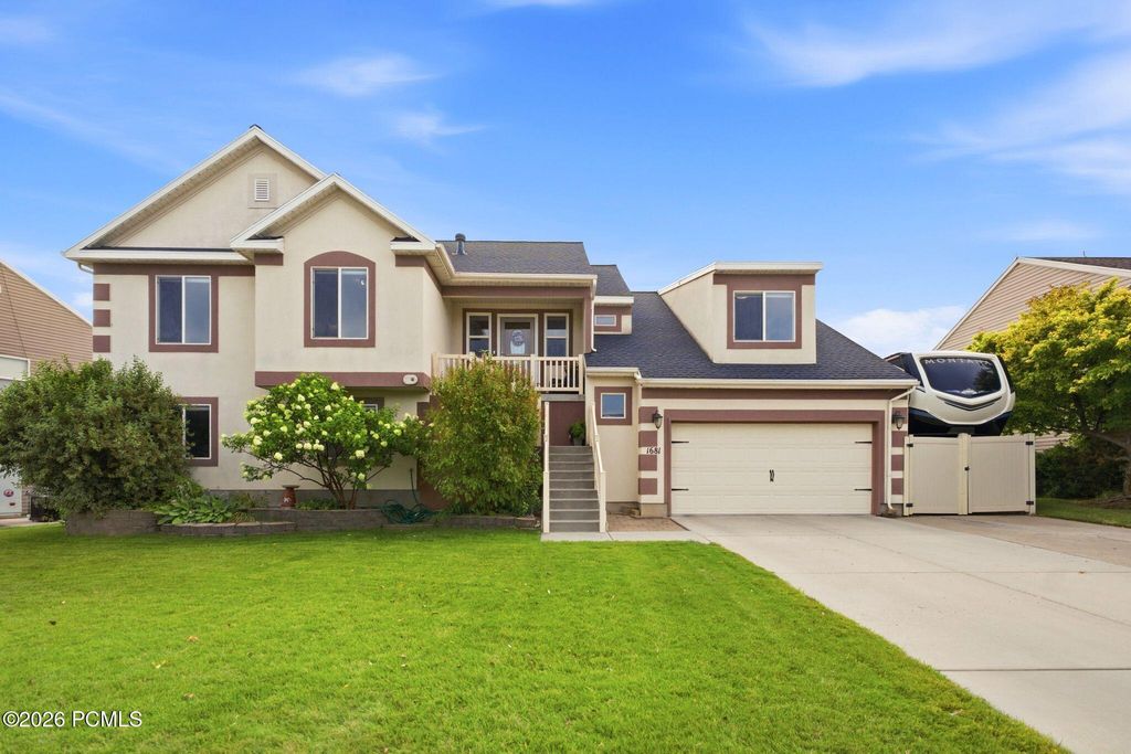 1681 N Farm Meadow Road, Farmington, UT 84025