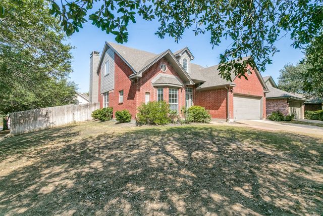 7413 Bear Lake Drive, Fort Worth, TX 76137