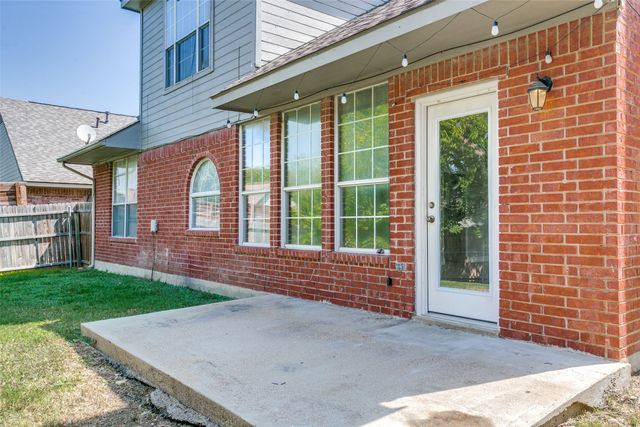 7413 Bear Lake Drive, Fort Worth, TX 76137