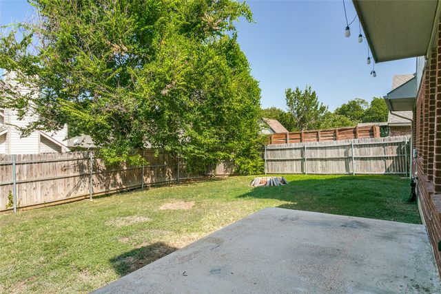 7413 Bear Lake Drive, Fort Worth, TX 76137