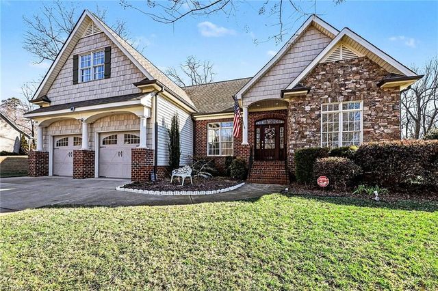 115 Town Lot Drive, Pfafftown, NC 27040