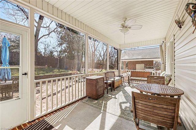 115 Town Lot Drive, Pfafftown, NC 27040