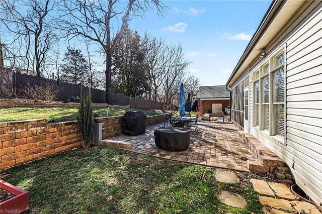 115 Town Lot Drive, Pfafftown, NC 27040