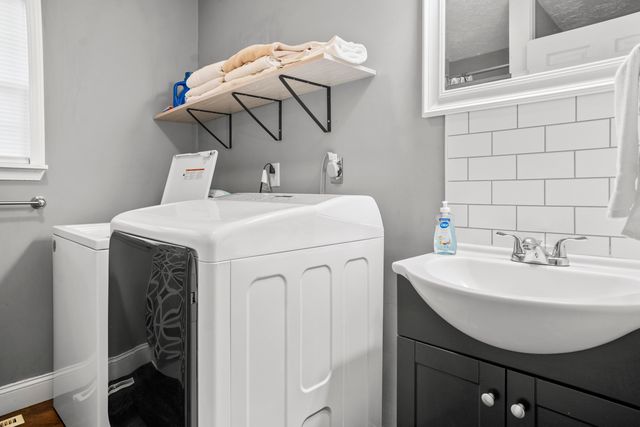 187-189 Strange Street, Stanton, KY 40380