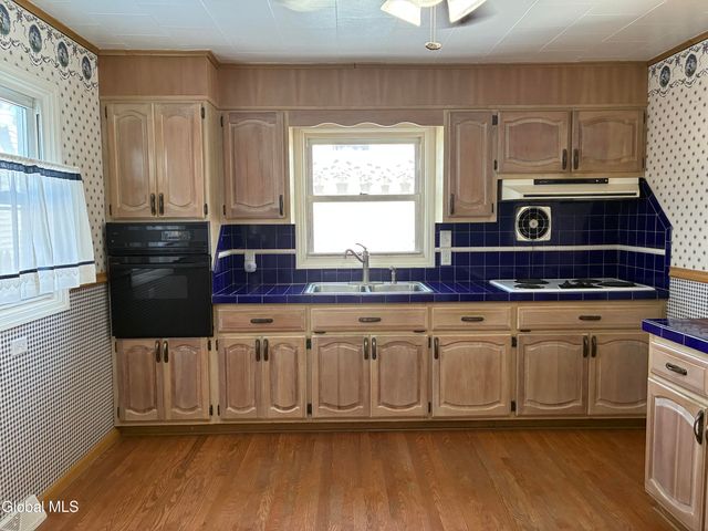 13 Albia Avenue, Troy, NY 12180