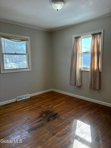 13 Albia Avenue, Troy, NY 12180