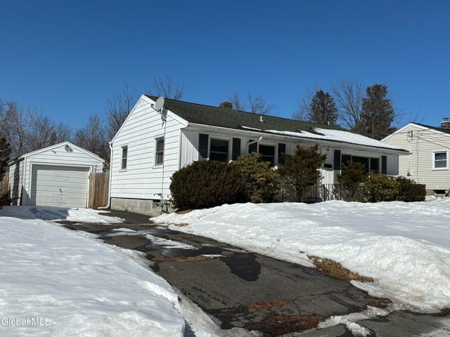 13 Albia Avenue, Troy, NY 12180